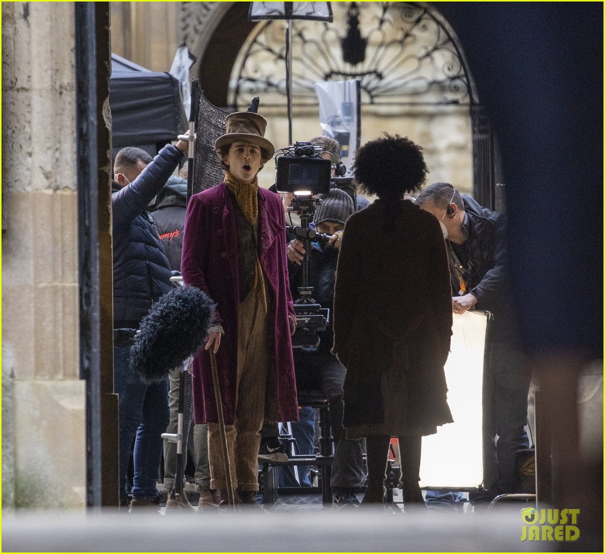 Timothee Chalamet Dons Full 'Wonka' Look in New Set Photos!