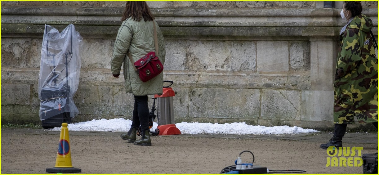 Timothee Chalamet Dons Full 'Wonka' Look in New Set Photos!