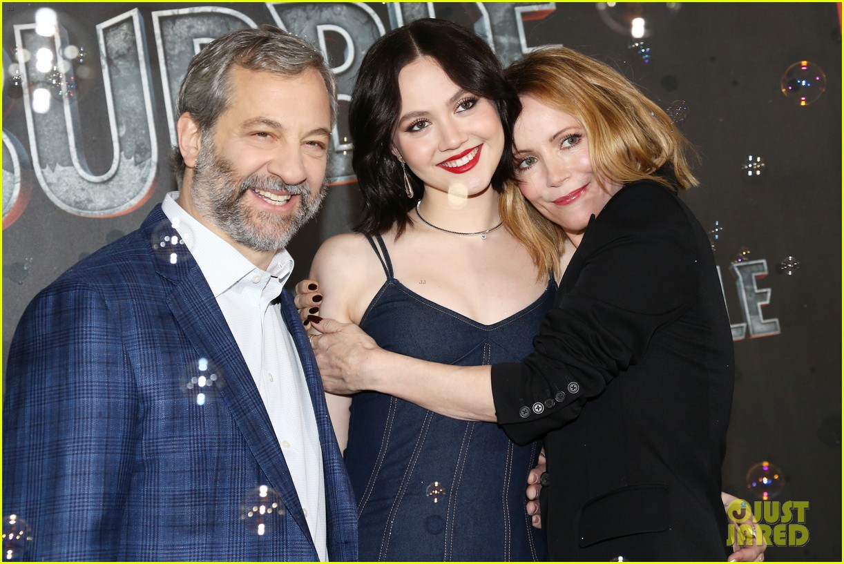 Iris Apatow & Karen Gillan Step Out to Promote Their New Movie 'The Bubble'