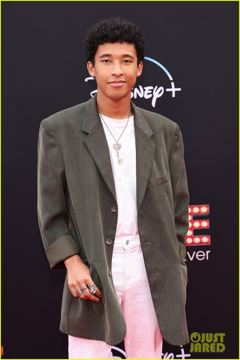 'HSMTMTS' Stars Support Joshua Bassett, Aria Brooks & Rueby Wood at 'Better Nate Than Ever' Premiere