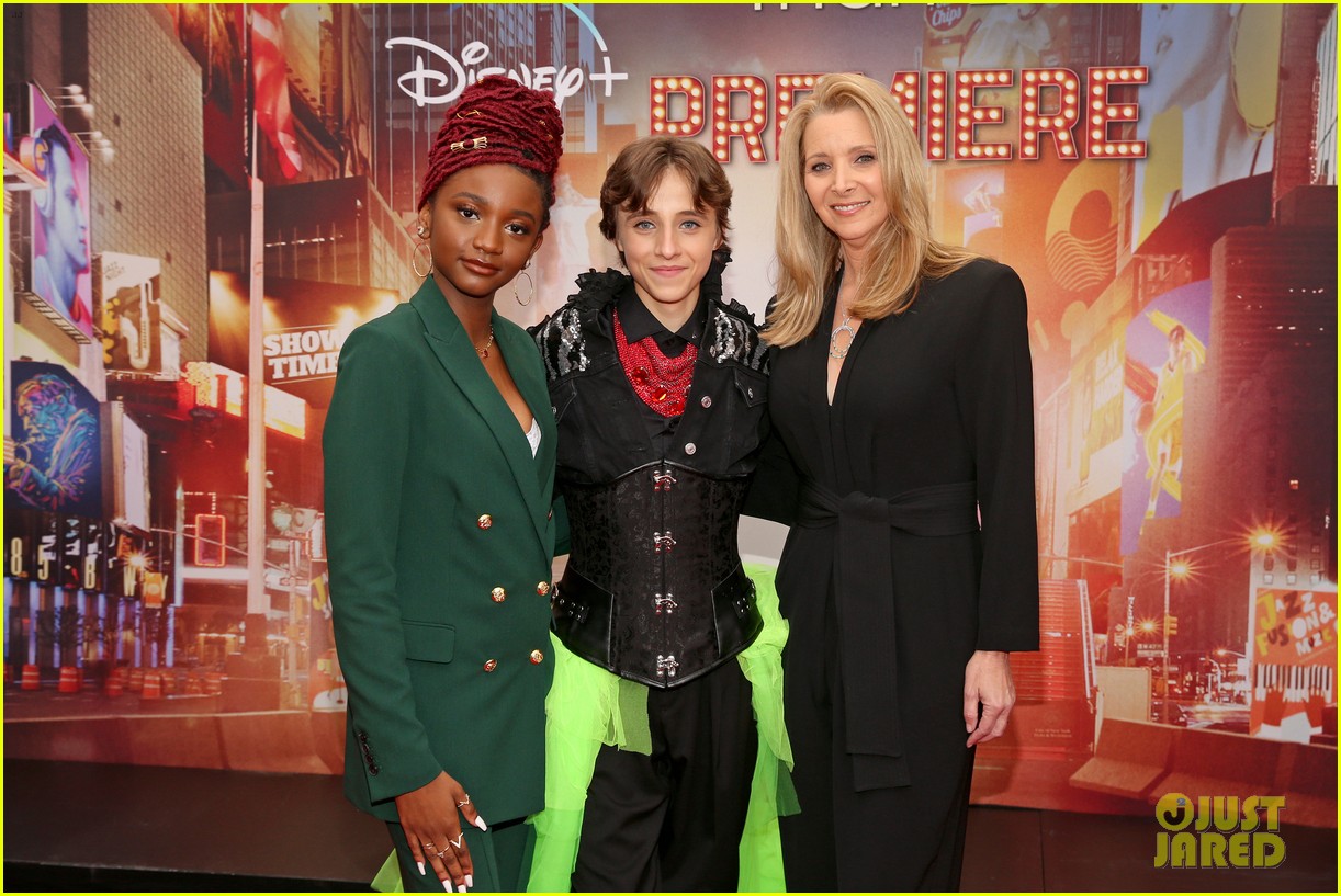 'HSMTMTS' Stars Support Joshua Bassett, Aria Brooks & Rueby Wood at 'Better Nate Than Ever' Premiere