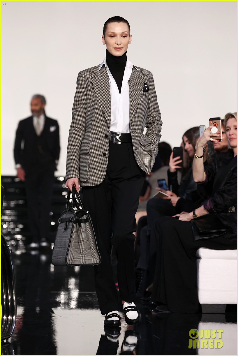 Bella Hadid Joins Big Sis Gigi Hadid in the Ralph Lauren Fashion Show!