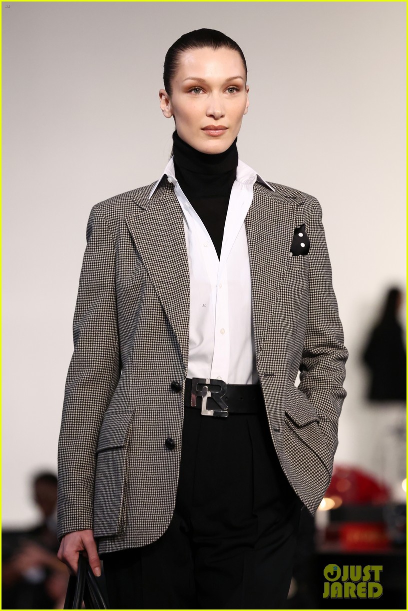 Bella Hadid Joins Big Sis Gigi Hadid in the Ralph Lauren Fashion Show!
