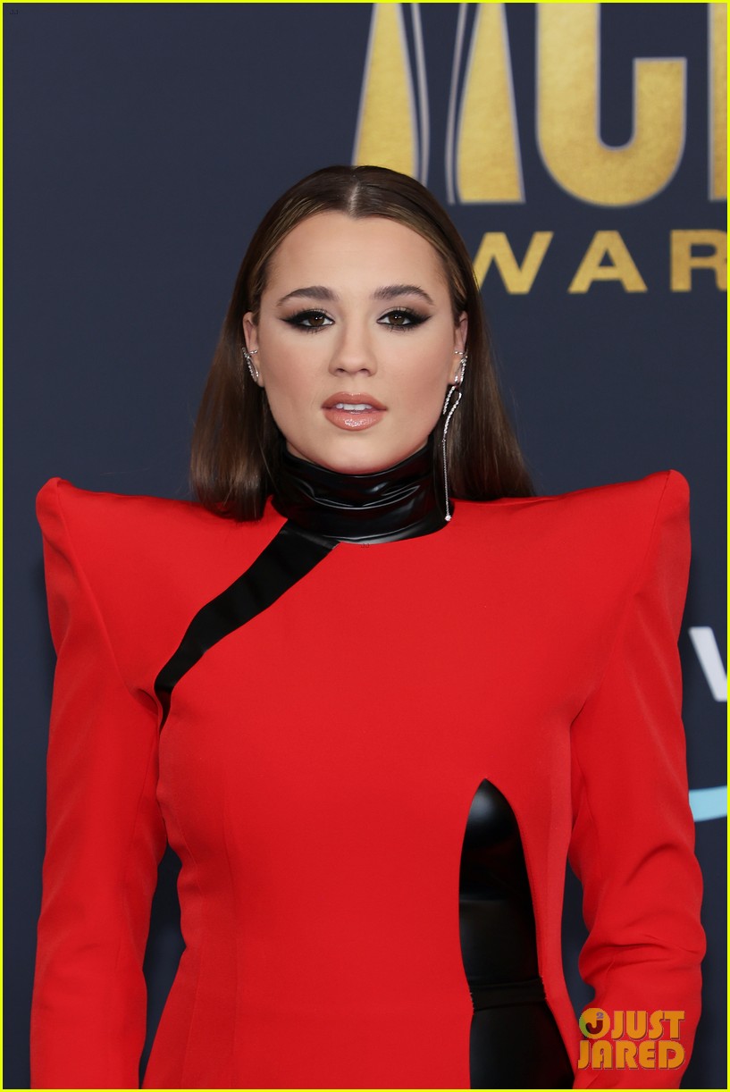 Kelsea Ballerini, Gabby Barrett & Their Husbands Step Out For ACM Awards 2022