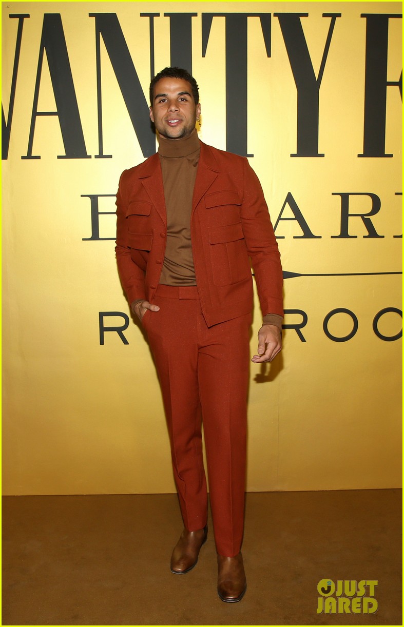 Cruel Summer's Olivia Holt & Harley Quinn Smith Glam Up For Vanity Fair's Young Hollywood Party
