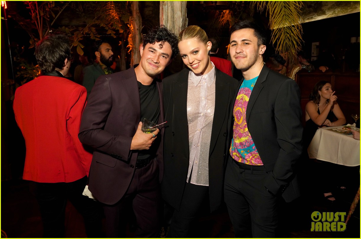 Cruel Summer's Olivia Holt & Harley Quinn Smith Glam Up For Vanity Fair's Young Hollywood Party