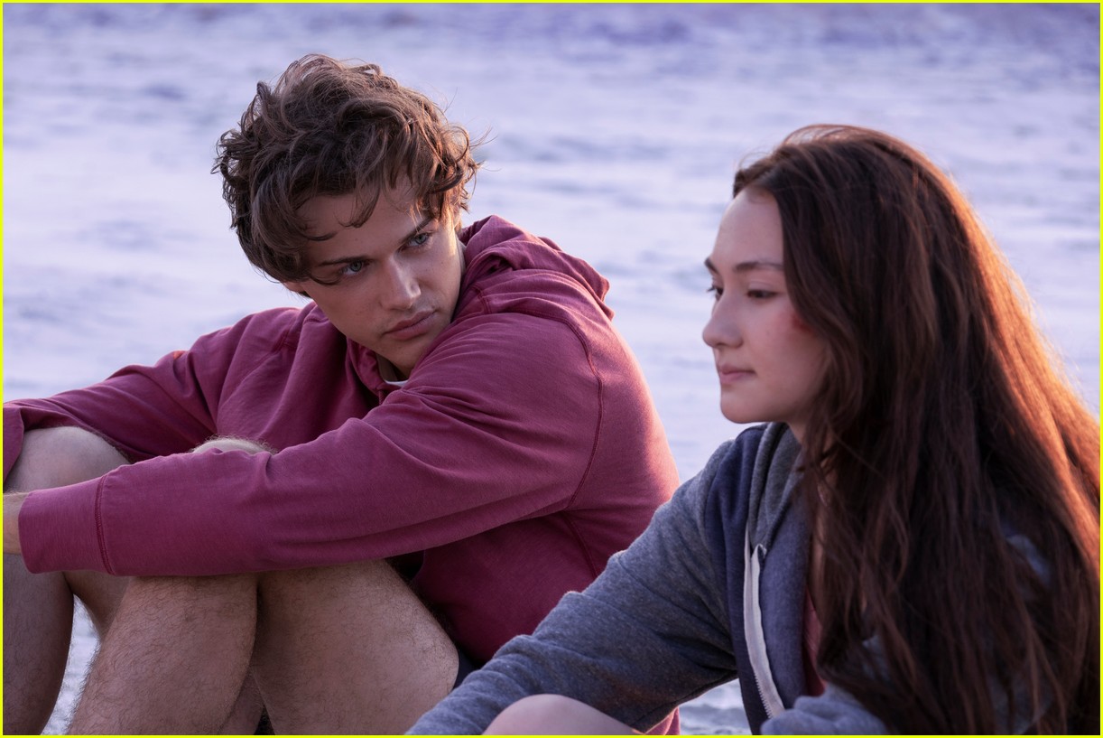 Jenny Han's 'The Summer I Turned Pretty' Prime Video Series Gets First Look Photos!