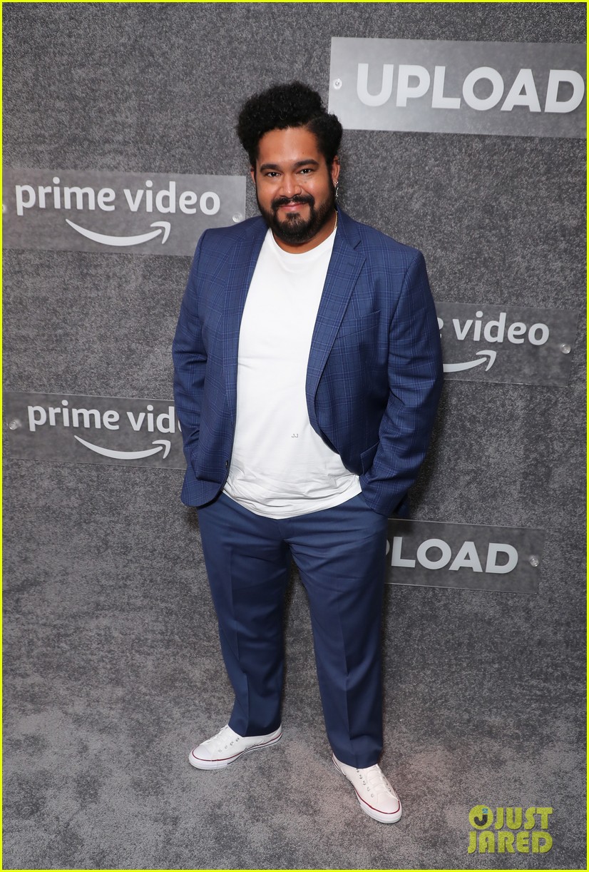 Robbie Amell, Andy Allo & More Premiere Season 2 of 'Upload'
