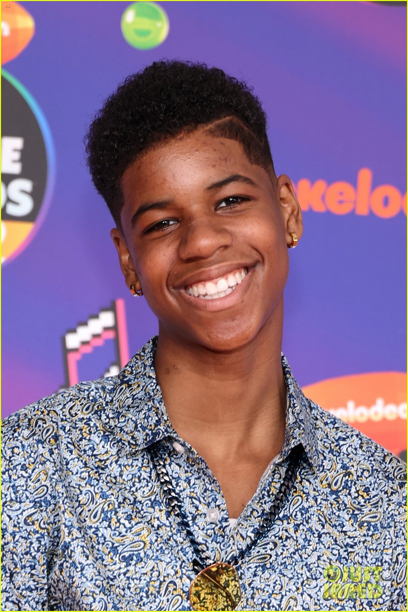 HSM's Joshua Bassett & Jordan Fisher Rep the Show at Kids' Choice Awards 2022