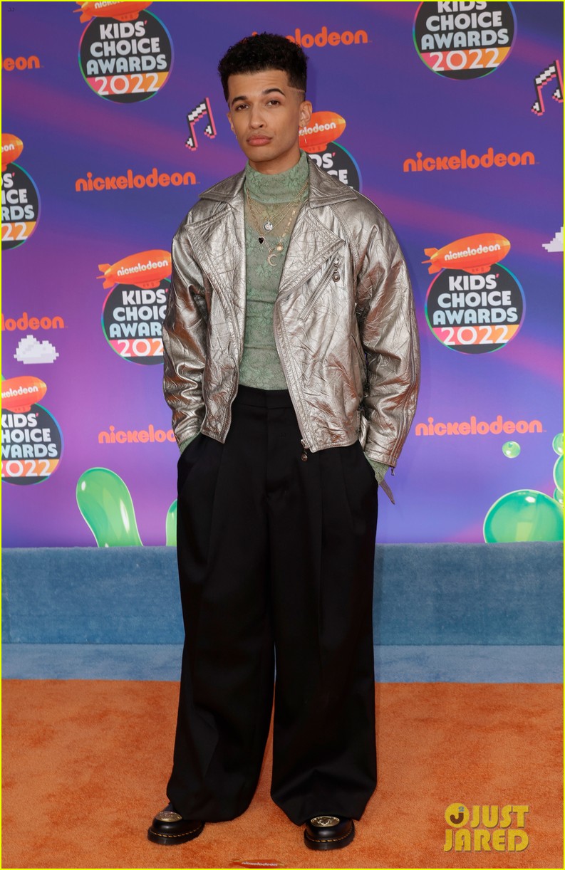 HSM's Joshua Bassett & Jordan Fisher Rep the Show at Kids' Choice Awards 2022