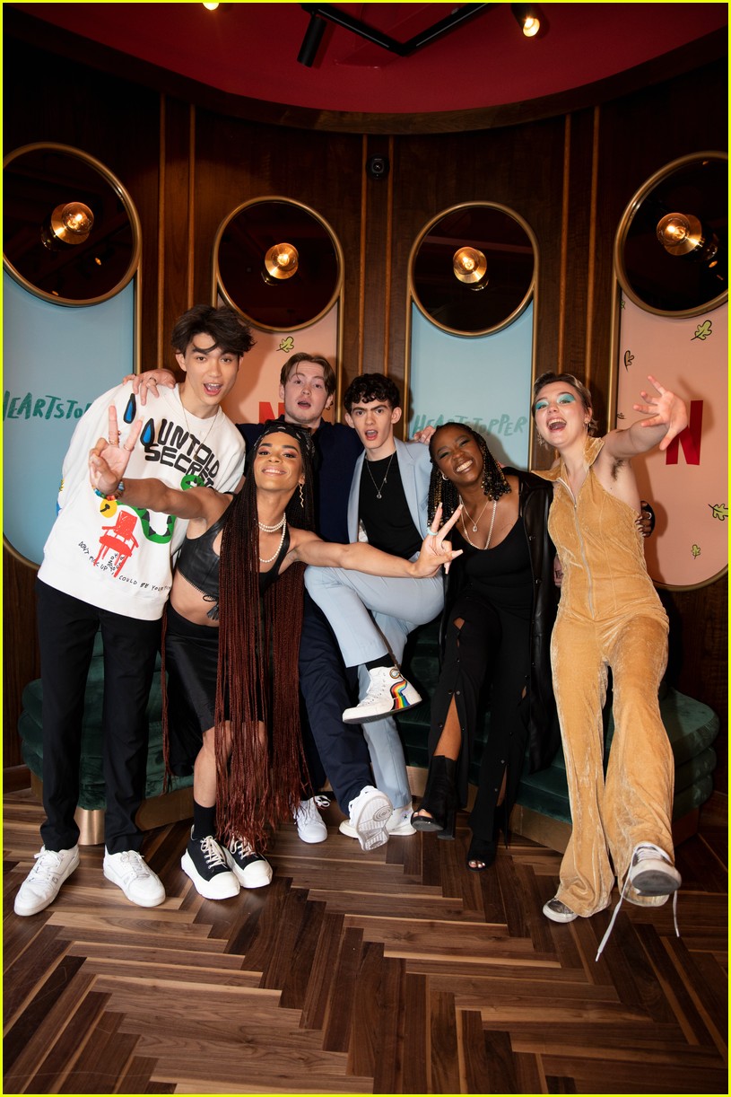 Joe Locke, Kit Connor & the 'Heartstopper' Cast Attend Special Screening Ahead of Netflix Debut!