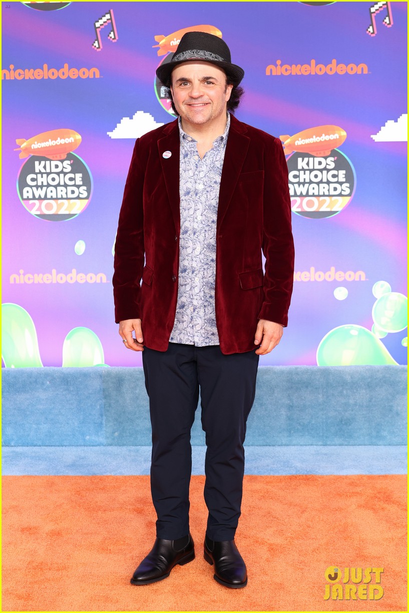 Jace Norman & 'Danger Force' Cast Attend Kids' Choice Awards After New Episode of 'Danger Force'