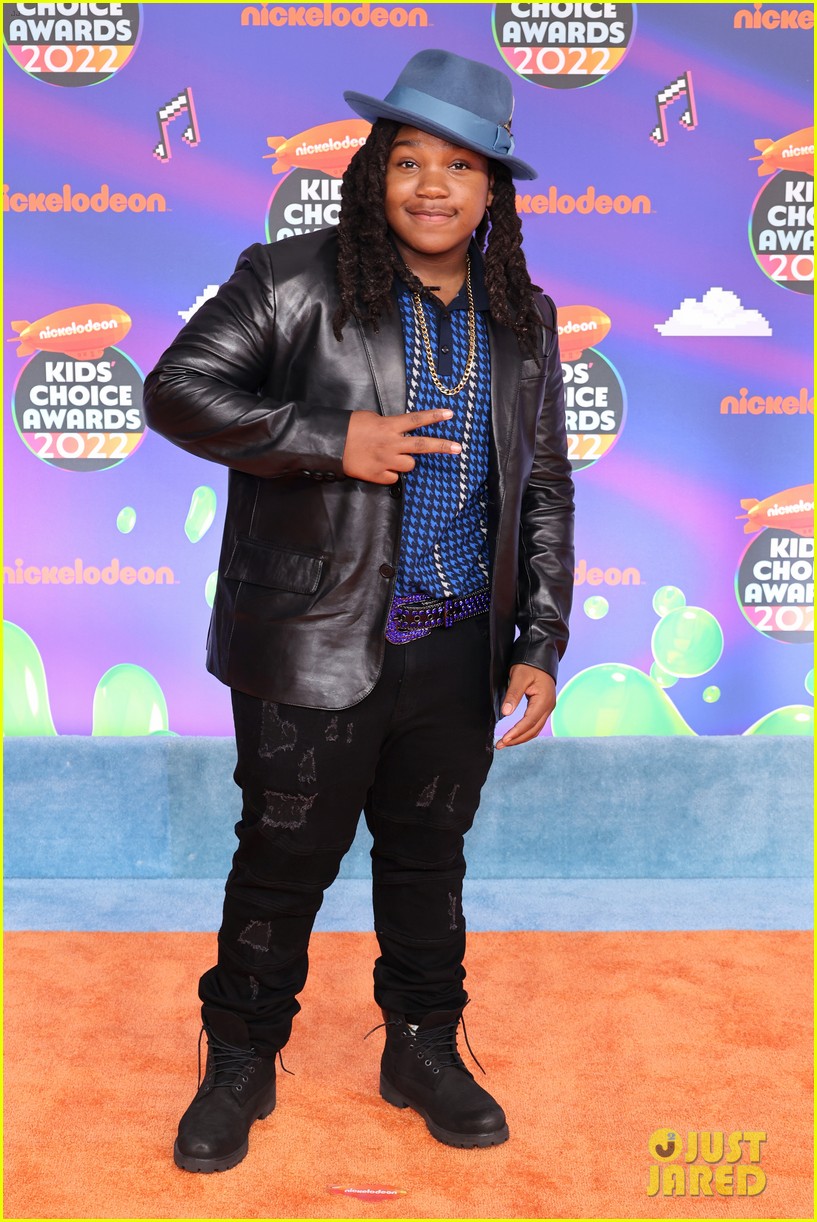 Jace Norman & 'Danger Force' Cast Attend Kids' Choice Awards After New Episode of 'Danger Force'