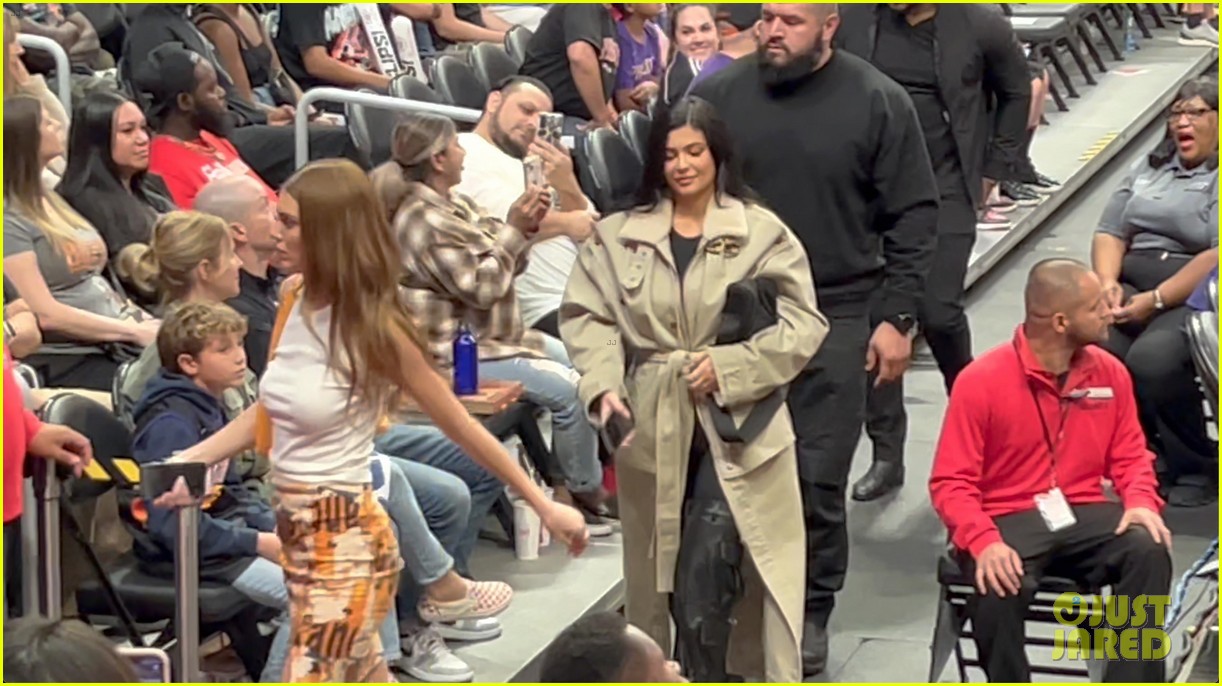 Kylie Jenner Joins Kendall to Support Devin Booker at Suns Game!