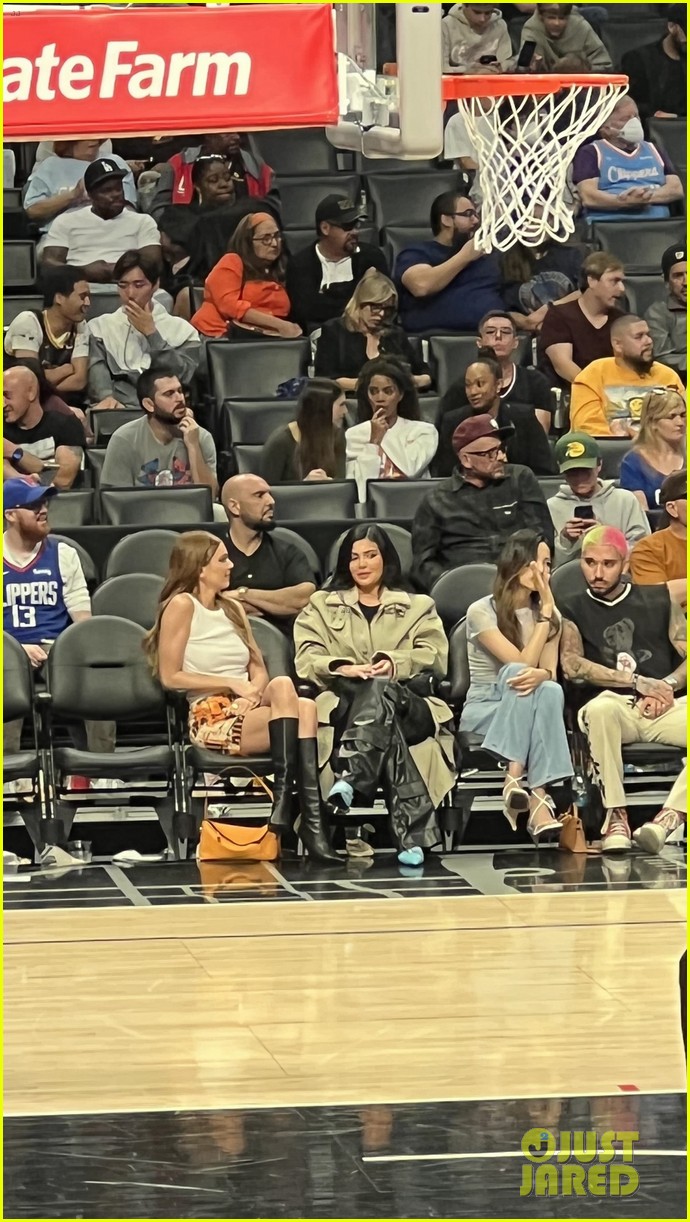Kylie Jenner Joins Kendall to Support Devin Booker at Suns Game!