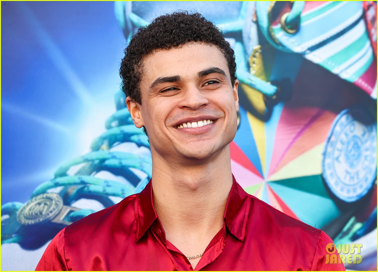 Chosen Jacobs Wears a Cape to 'Sneakerella' Premiere with Lexi Underwood & More!