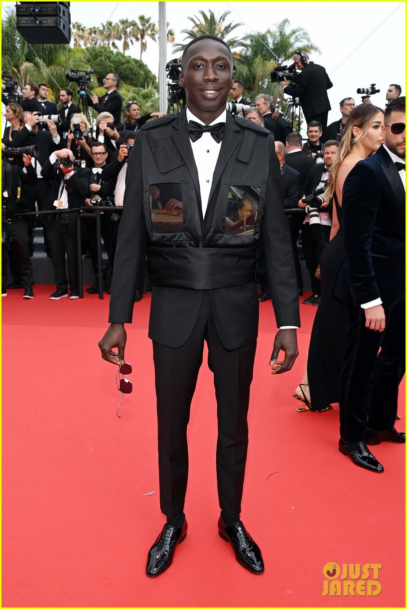 Elle Fanning & Katherine Langford Glam Up For 'Top Gun: Maverick' Premiere at Cannes Film Festival