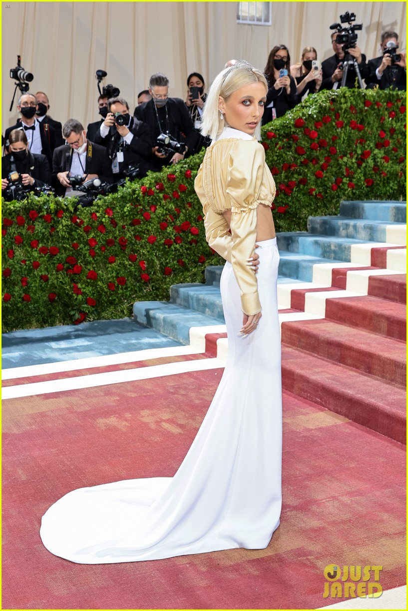 Emma Chamberlain Looks Super Happy to Be at the Met Gala 2022!
