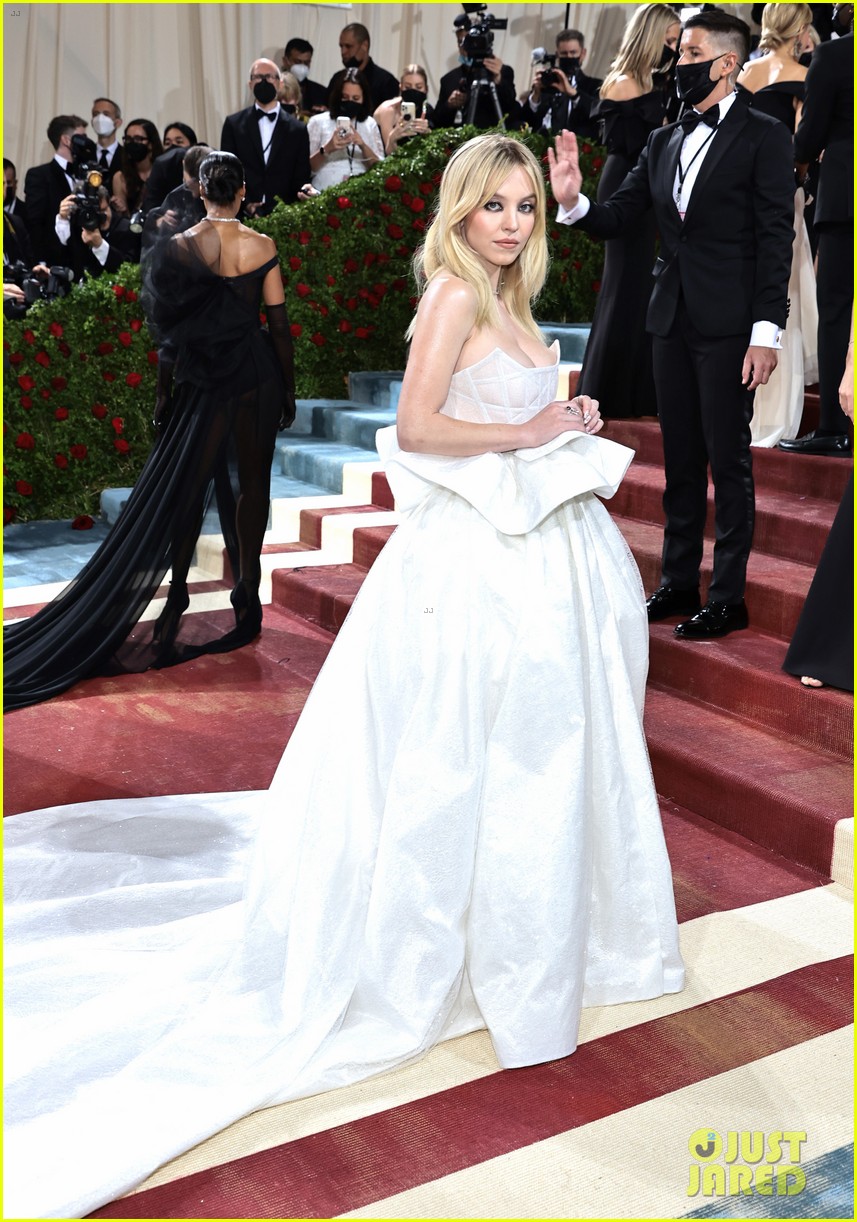 Euphoria's Sydney Sweeney & Maude Apatow Attend First Met Gala, Along With Jacob Elordi