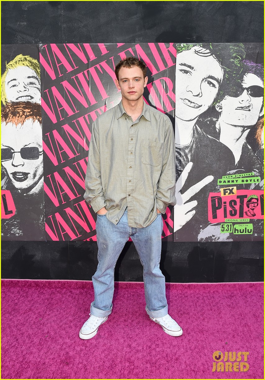 Louis Partridge, Sydney Chandler & Maisie Williams Premiere New Series 'Pistol'