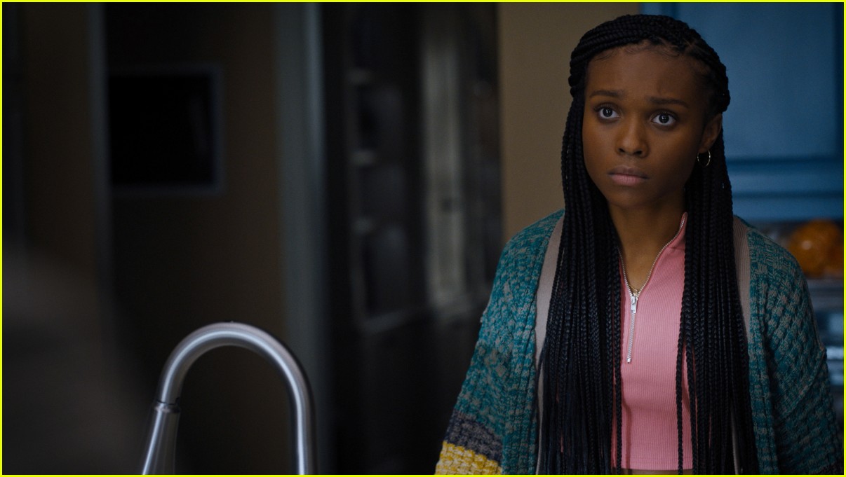 'Naomi' Season 1 Comes to an End With 2-Part Finale - Photos & Details!