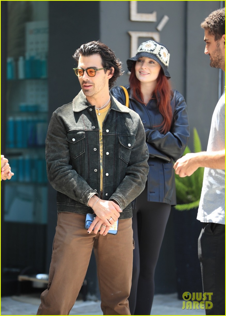 Joe Jonas & Sophie Turner Spend Some Time Together During Lunch Date in LA