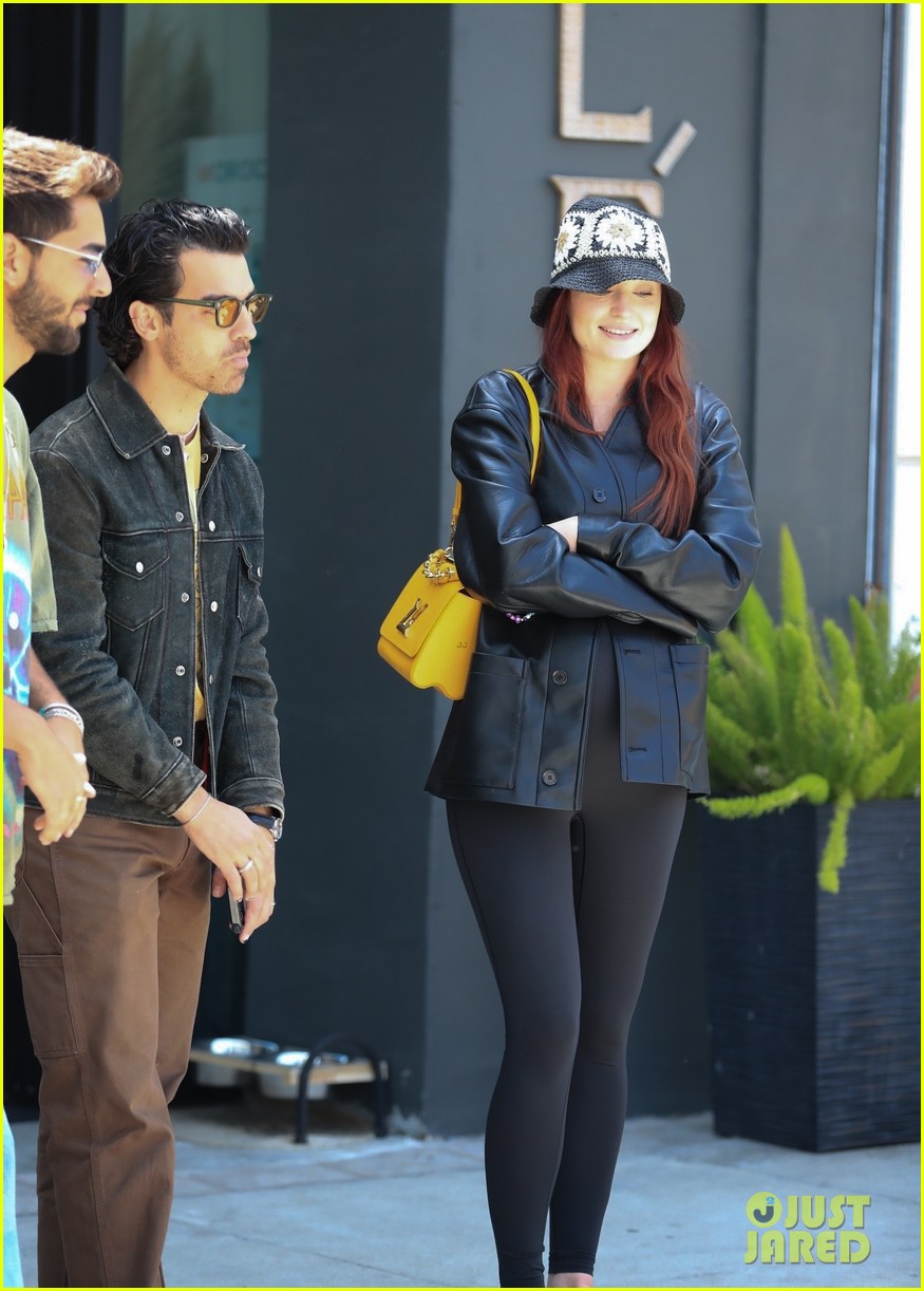 Joe Jonas & Sophie Turner Spend Some Time Together During Lunch Date in LA