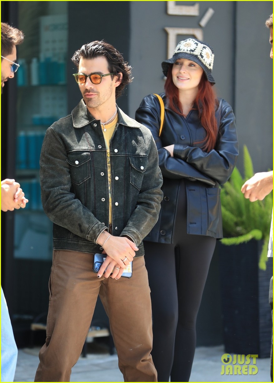 Joe Jonas & Sophie Turner Spend Some Time Together During Lunch Date in LA