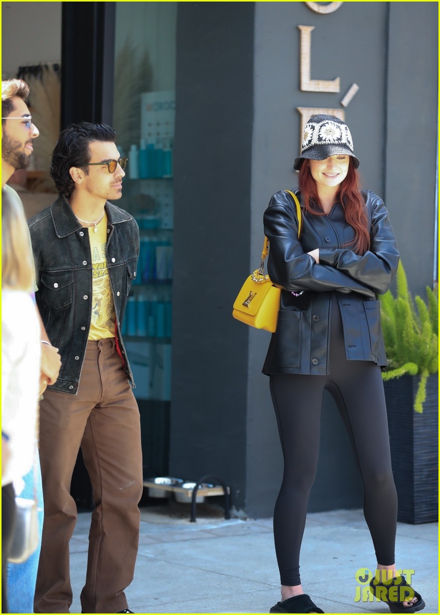 Joe Jonas & Sophie Turner Spend Some Time Together During Lunch Date in LA