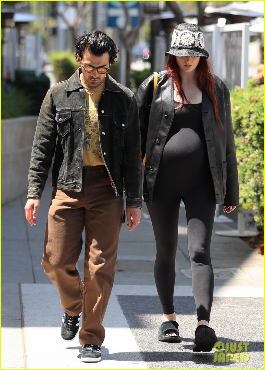 Joe Jonas & Sophie Turner Spend Some Time Together During Lunch Date in LA