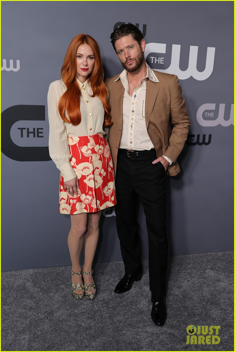 Meg Donnelly & Drake Rodger Tease New Show 'The Winchesters' at CW Upfronts!