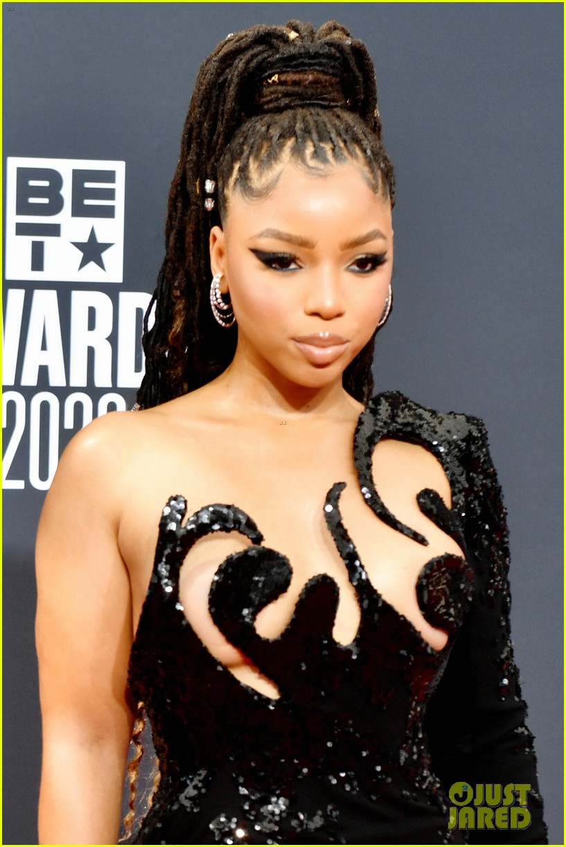 Halle Bailey & DDG Make Red Carpet Debut at BET Awards 2022
