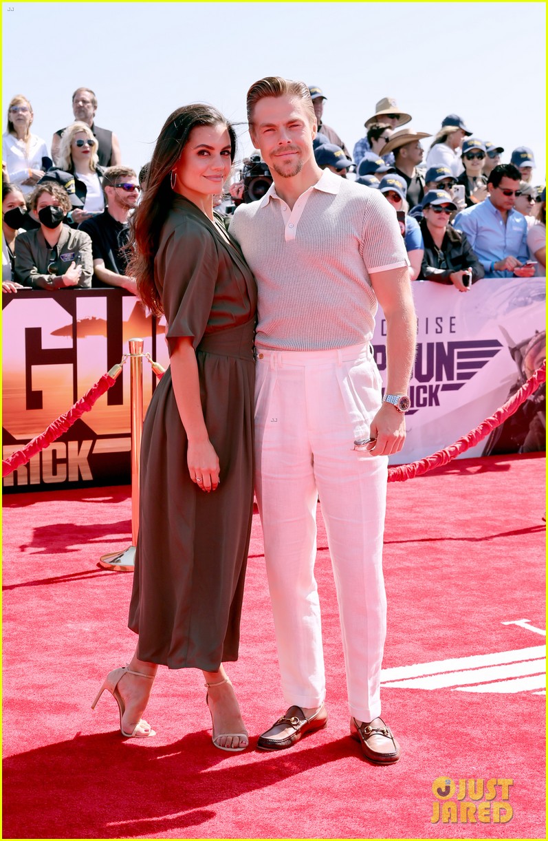 Derek Hough & Hayley Erbert Get Engaged After 7 Years!