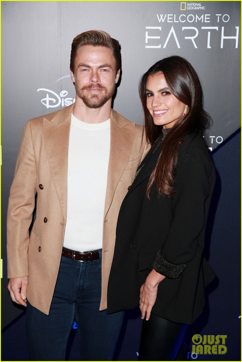 Derek Hough & Hayley Erbert Get Engaged After 7 Years!