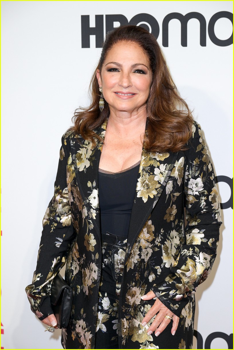 Isabela Merced Is a Green Goddess at 'Father of the Bride' Miami Premiere!