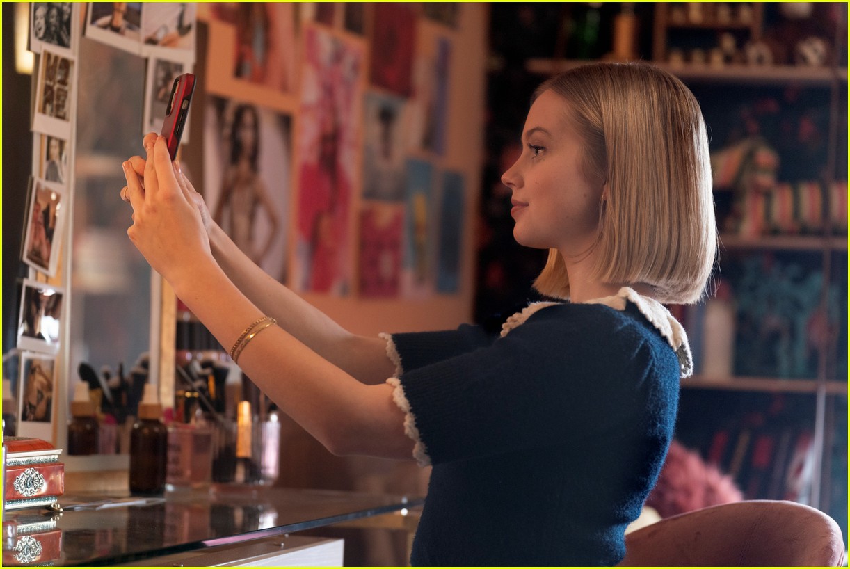 Gaten Matarazzo & Angourie Rice Almost Kiss In 'Honor Society' Trailer - Watch Now!