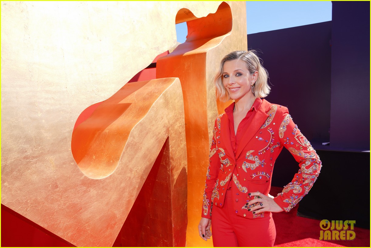 Sydney Sweeney Has A Stylish Mini Skirt Moment at MTV Movie & TV Awards 2022