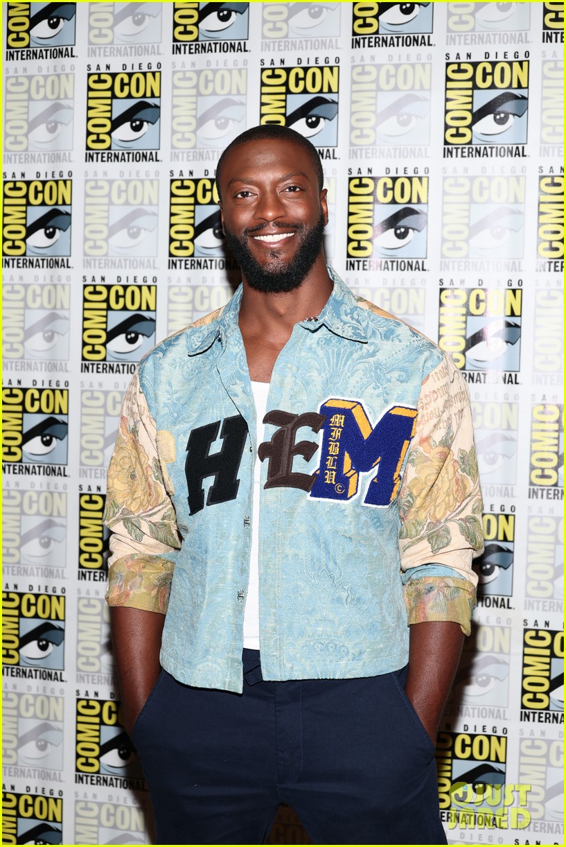 Noah Centineo & Quintessa Swindell Join Dwayne Johnson for 'Black Adam' Panel at Comic-Con!