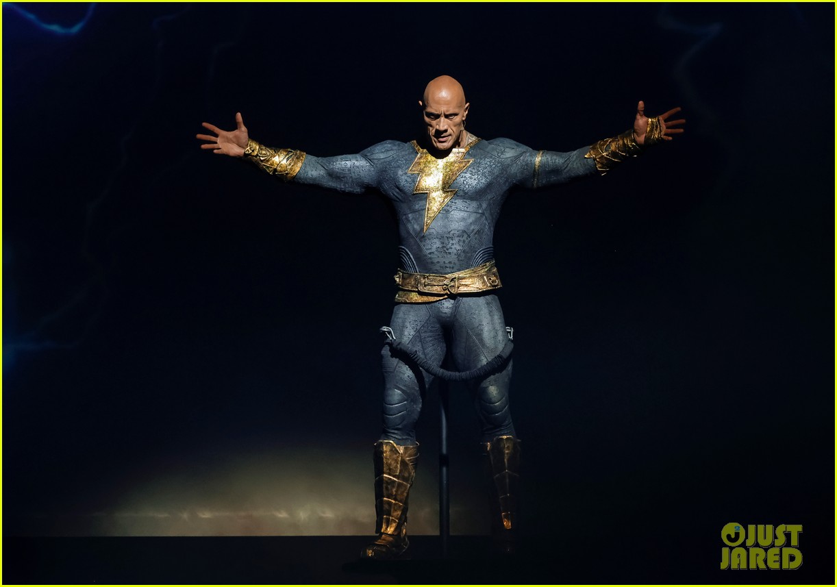 Noah Centineo & Quintessa Swindell Join Dwayne Johnson for 'Black Adam' Panel at Comic-Con!