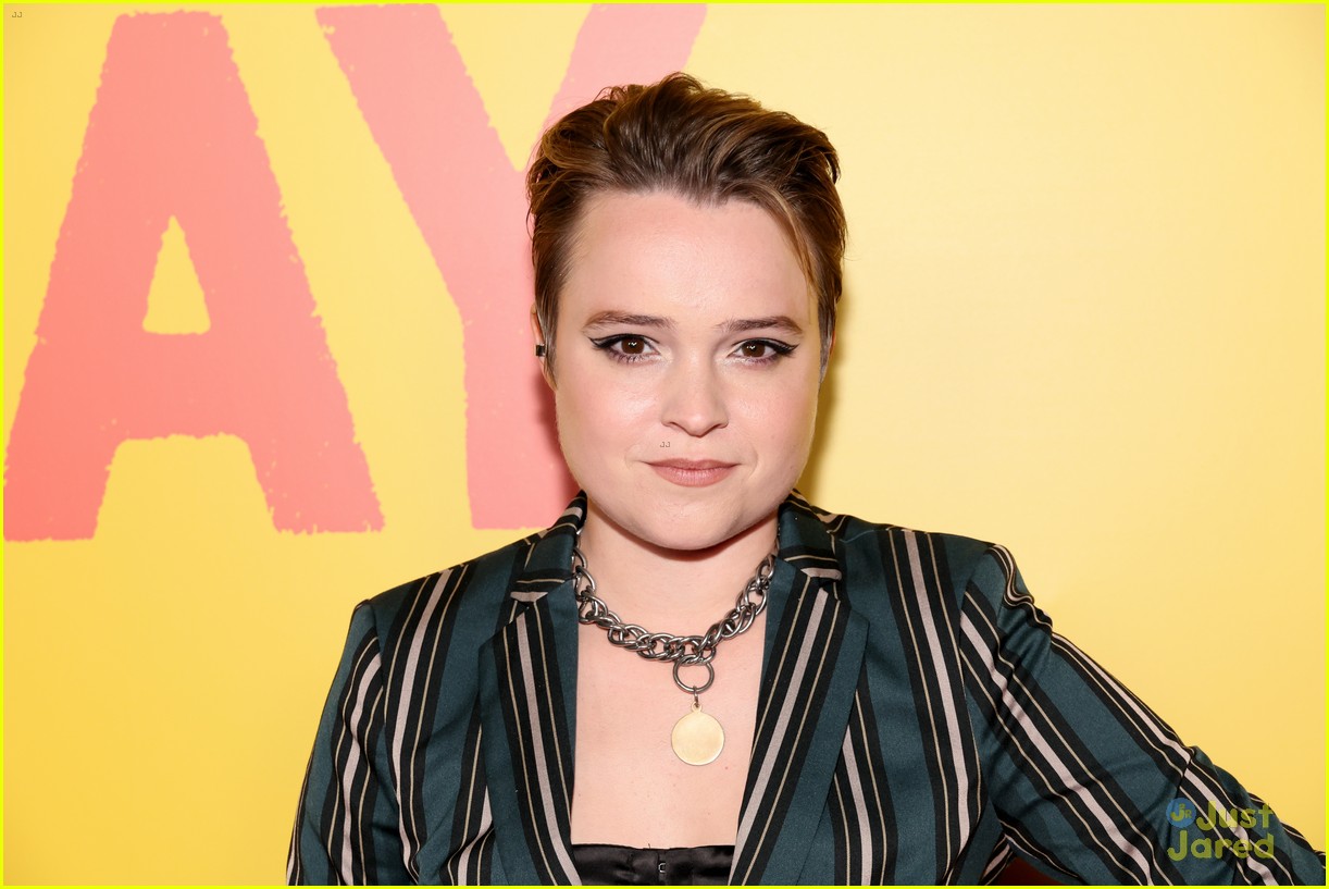 Dylan O'Brien Wears Hot Pink Suit to 'Not Okay' Premiere with Zoey Deutch