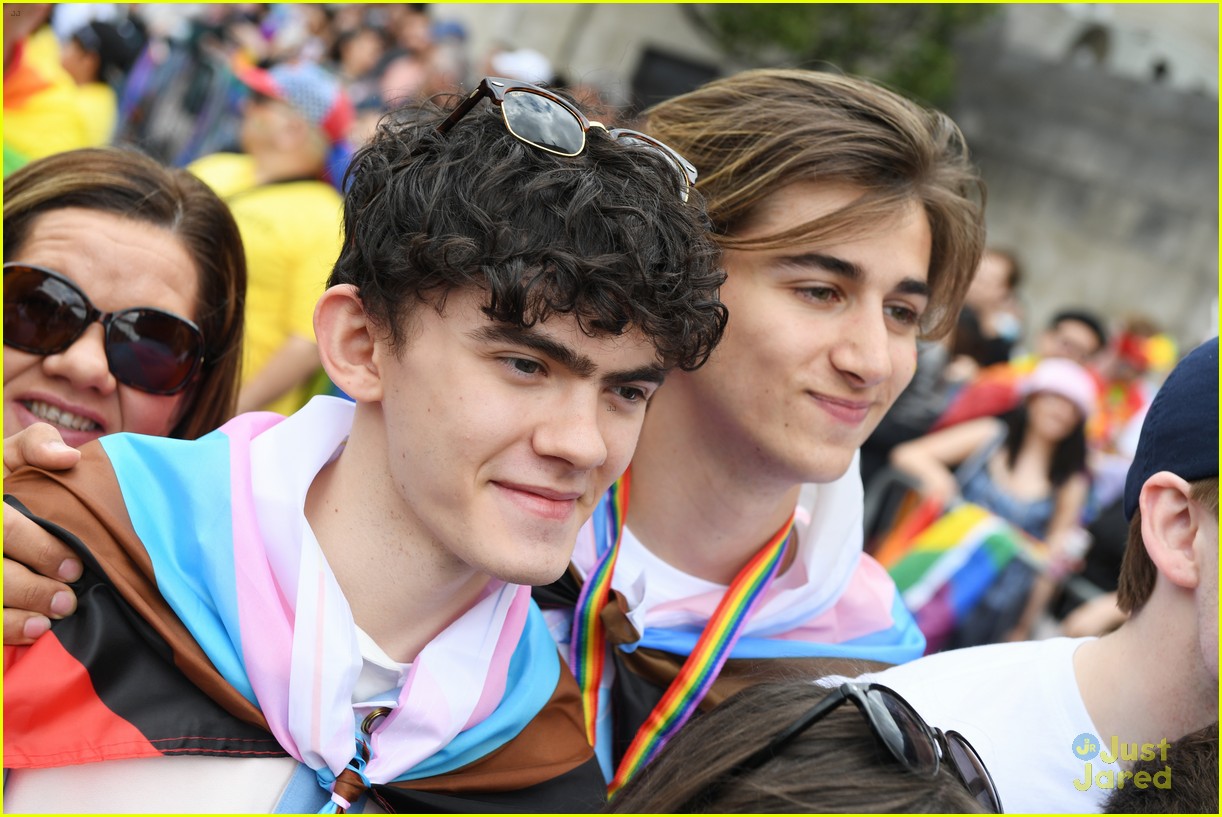 The Cast of 'Heartstopper' Walk In London Pride Parade - See All the Photos!