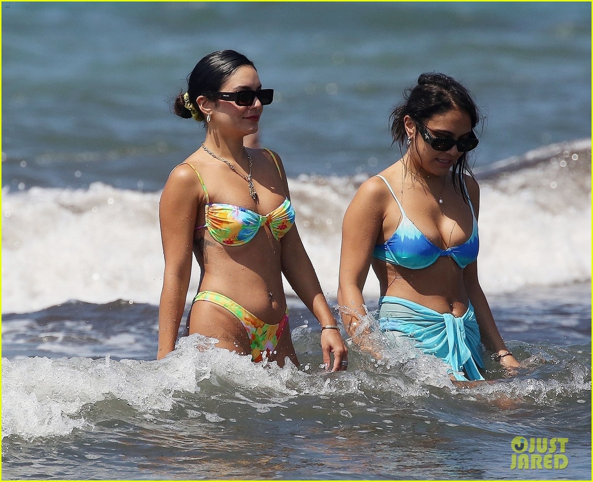 Vanessa Hudgens Enjoys Fun in the Sun in Italy with Sister Stella Hudgens!