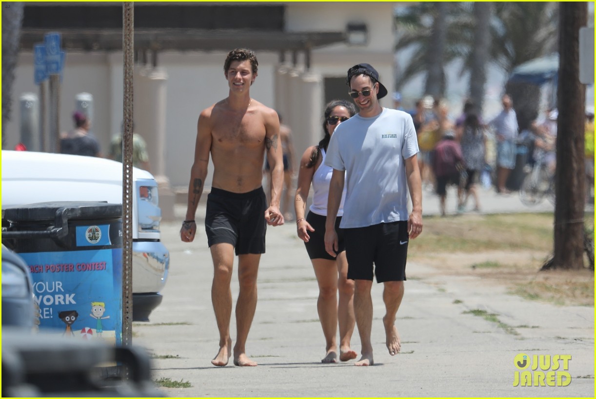 Shawn Mendes is All Smiles While Out on a Walk with Friends