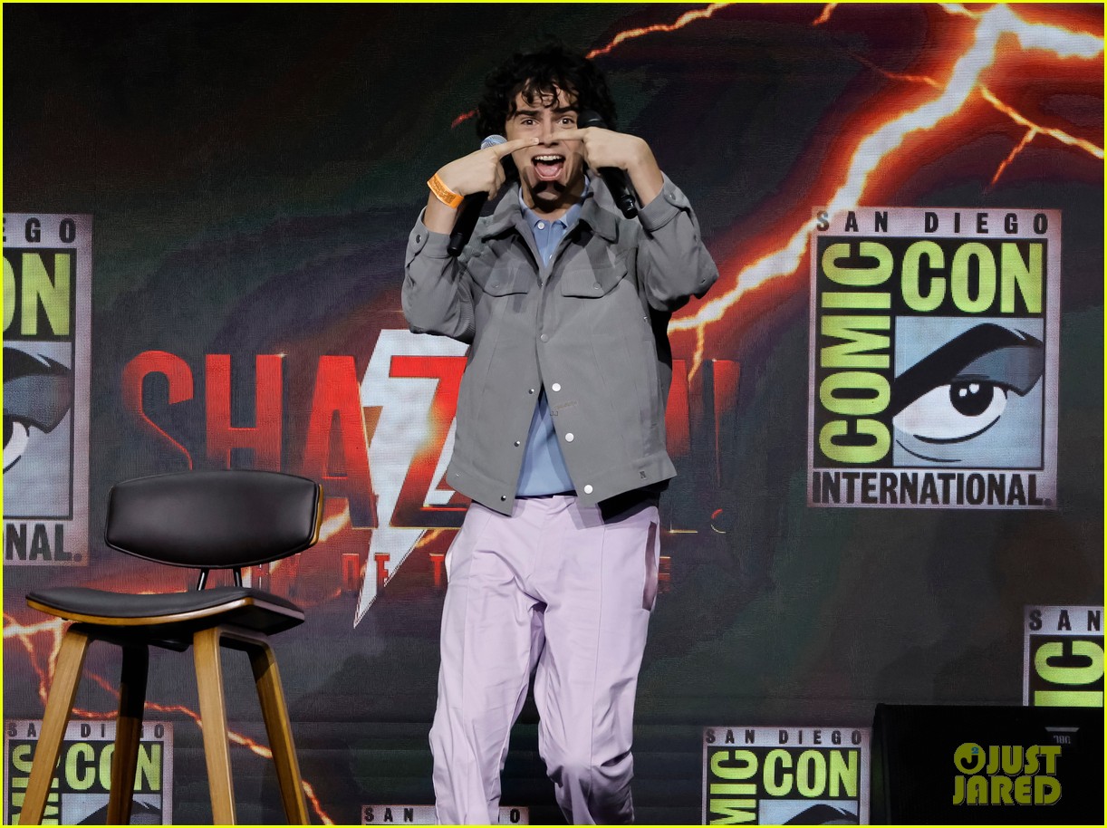 Asher Angel & Jack Dylan Grazer Bring 'Shazam 2' to Comic-Con 2022!