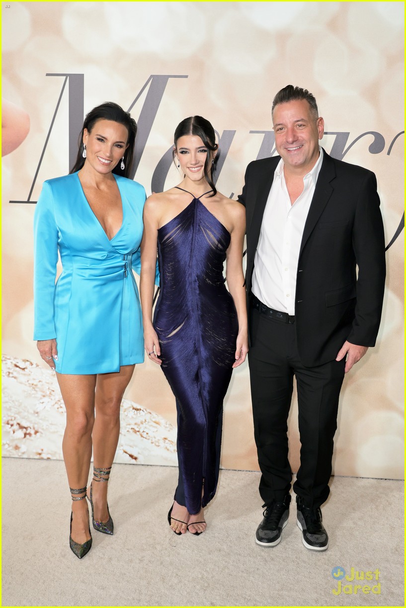 Charli D'Amelio & Mom Heidi Join 'Dancing With the Stars' Season 31 (Report)