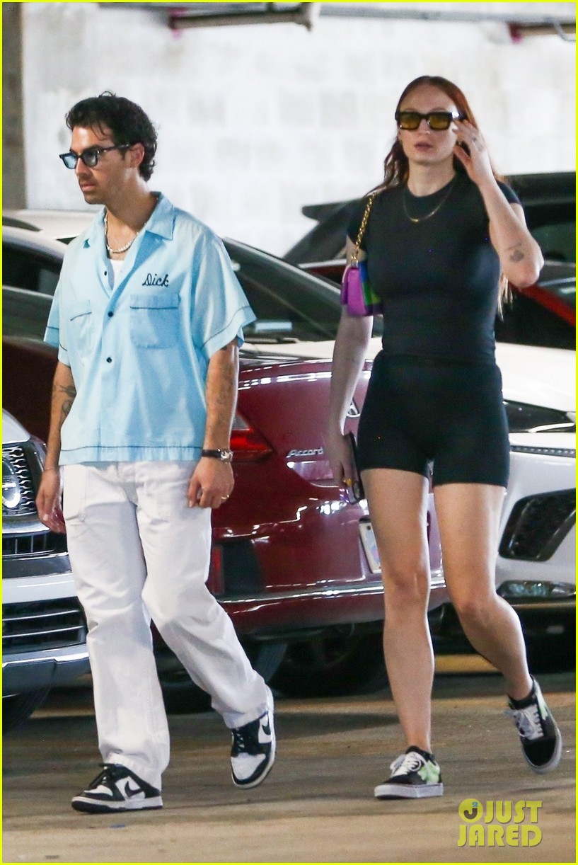 Joe Jonas & Sophie Turner Spend the Day Shopping Together in Miami