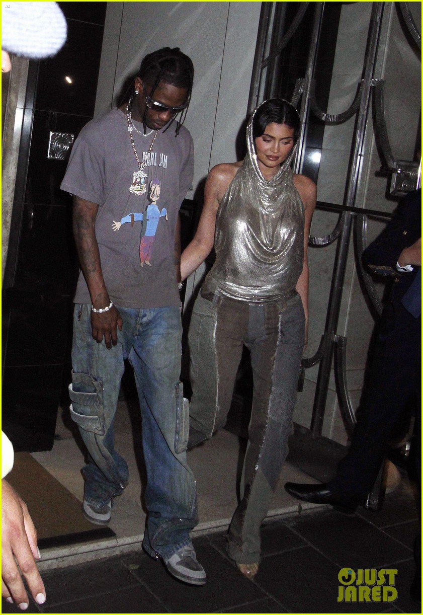 Kylie Jenner Stuns in Hooded Top As She Leaves Club With Travis Scott 