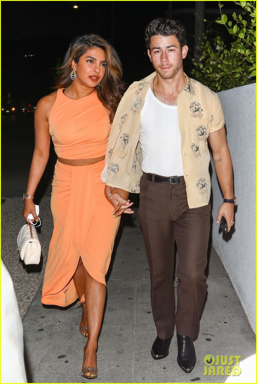 Nick Jonas Steps Out for Dinner with Wife Priyanka Chopra in WeHo