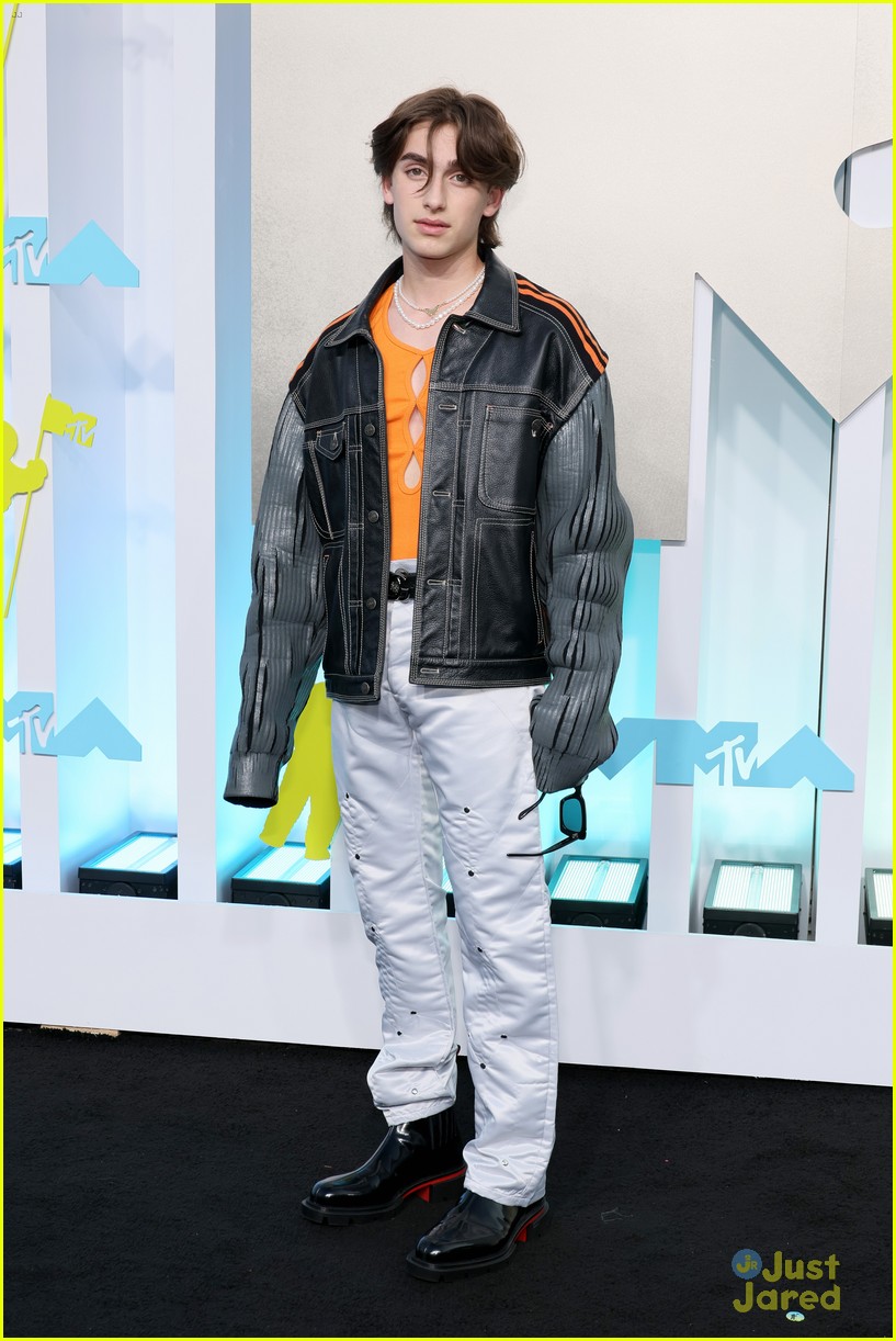 Sabrina Carpenter Joined Taylor Swift, Rosé & More at VMAs After Party