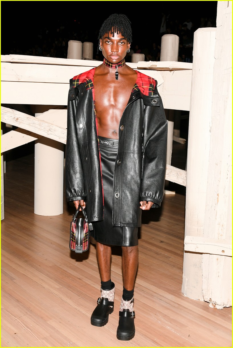 'XO, Kitty' Stars Anna Cathcart & Anthony Keyvan Attend Coach Fashion Show